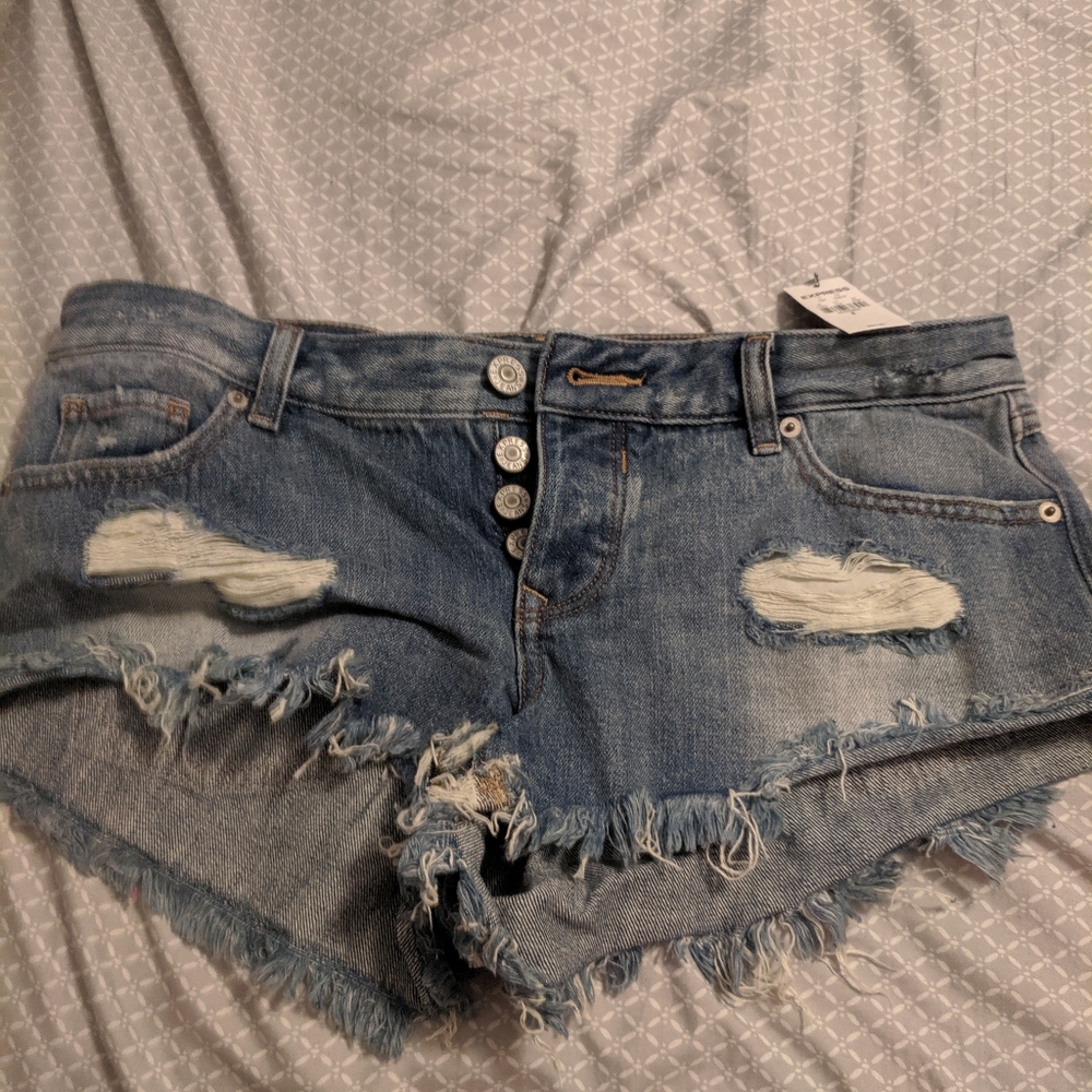 Low Rise Jean shorts